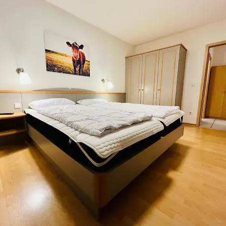 Haus *