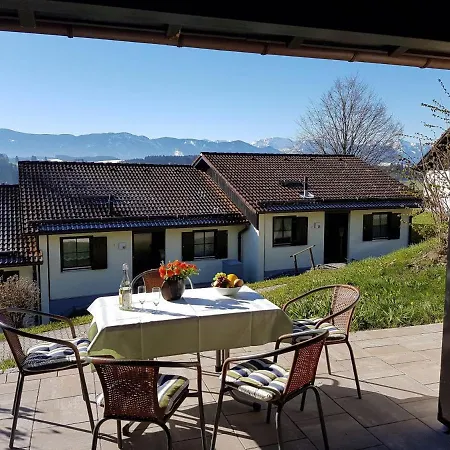 Haus *
